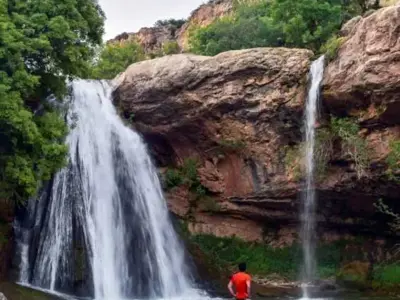 لرستان - مخملکوه و ژئوسایت شیرز 25 تا 29 فروردین